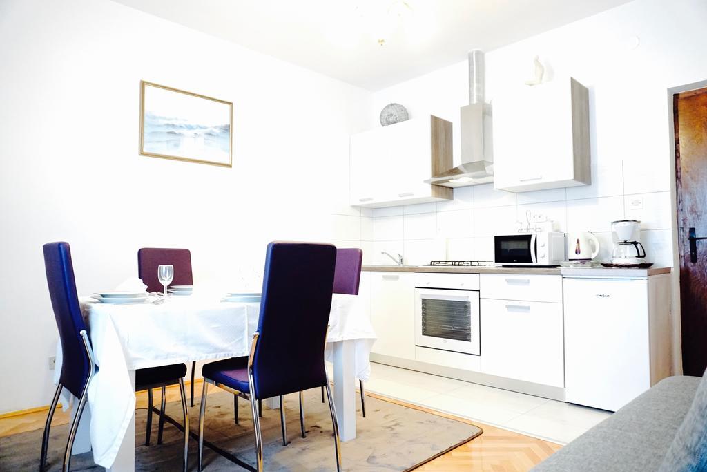 House Mariposa Hotel Trogir Ngoại thất bức ảnh