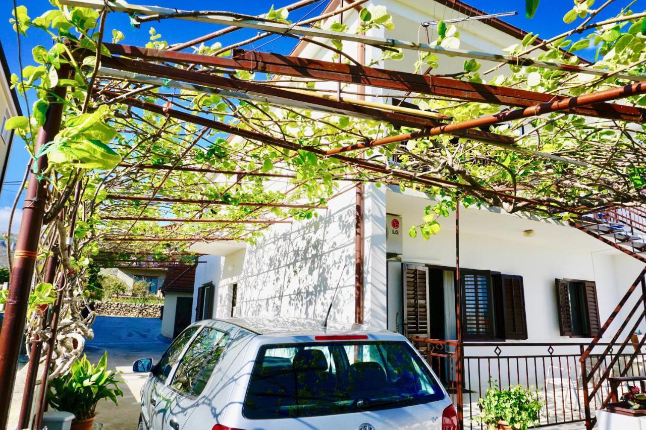 House Mariposa Hotel Trogir Ngoại thất bức ảnh